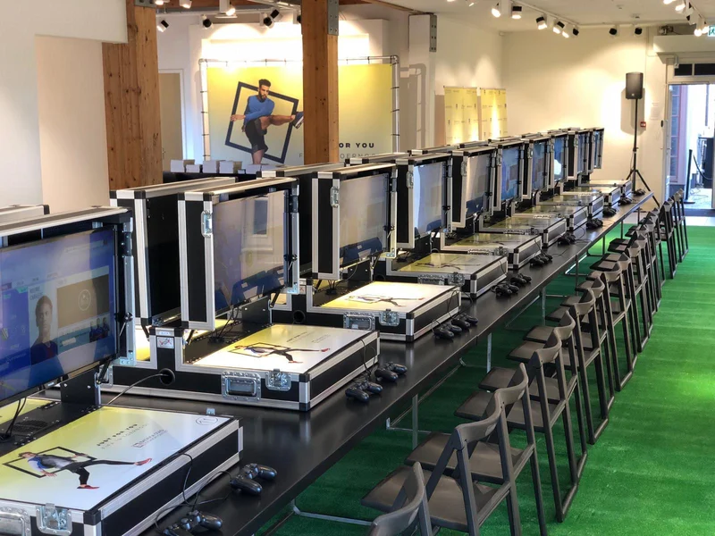 WePlay branding en signing op Batavia Stad event